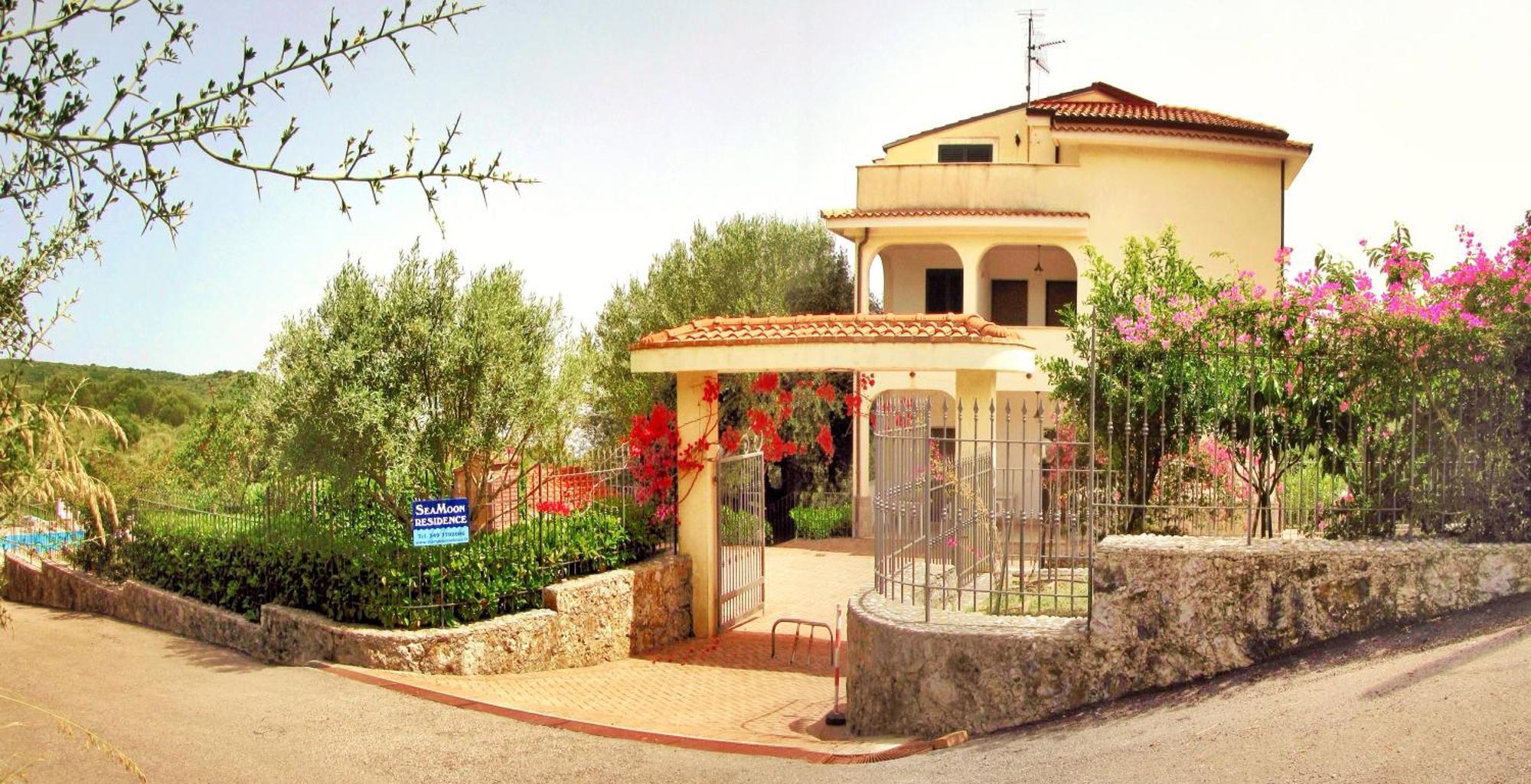 Seamoon Residence Marina di Camerota Eksteriør billede